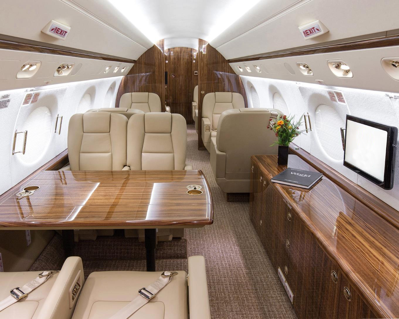 gulfstream-g450-private-jet-global-jet